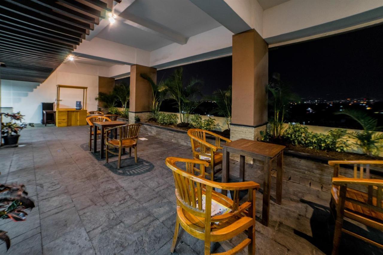 Best Price 2Br Tamansari Panoramic Apartment With Mountain View By Travelio Bandung Exterior photo